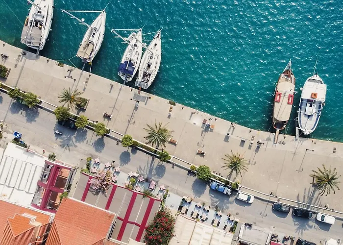 Mella Roa - Teal Apartamento